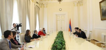 Ալեն Սիմոնյանն ընդունել է ԵՄ-Հայաստան խորհրդարանական գործընկերության կոմիտեի համանախագահի գլխավորած պատվիրակությանը