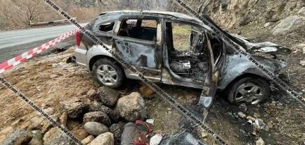 Վայոց Ձորում Dodge-ը բախվել է ժայռաբեկորին և կողաշրջվել․ մեքենան այրվել է