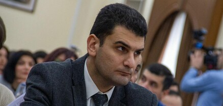 Հրաչյա Սարգսյանի հերթական «շռայլությունը». նա պատվոգրեր է բաժանել