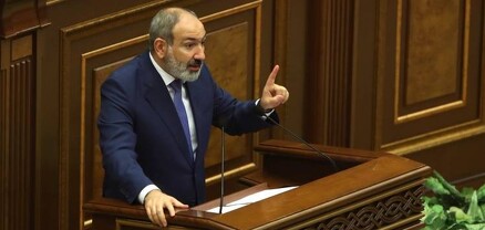Մեծ խառնակիչը․ Հրապարակ