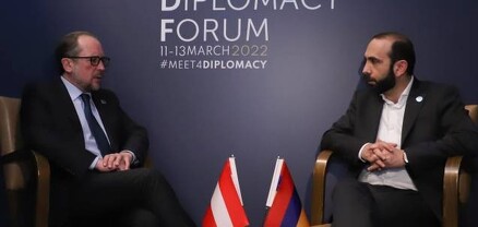 Արարատ Միրզոյանը հանդիպել է Ալեքսանդր Շալենբերգի հետ