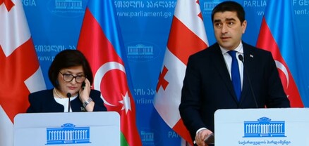 Պաշտոնական այցով Թբիլիսիում է Ադրբեջանի խորհրդարանի ղեկավարը