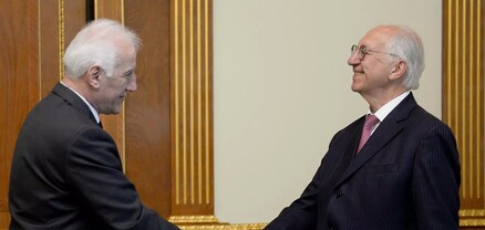 Վահագն Խաչատուրյանը հանդիպում է ունեցել Ֆրանսահայերի խորհրդի նախագահ Դանիել Քյուրքջյանի հետ