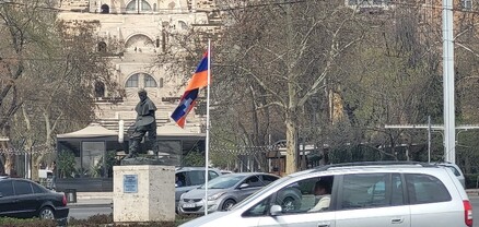 Արցախի դրոշը դեռ չի հանվել Ֆրանսիայի  հրապարակից