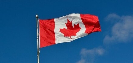 Թրյուդոն Կանադայի դրոշը բարձրացրել է Կիևում երկրի դեսպանատան վրա
