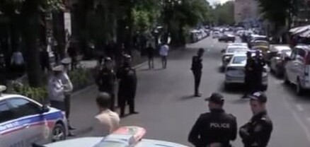 Ոստիկանությունը փակել է ավտոերթի ճանապարհը դեպի Հանրապետության հրապարակ