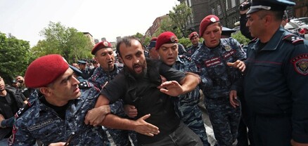 Հայ իրավապահները խոչընդոտում են Երևանում բողոքի ակցիաները լուսաբանող լրագրողներին . CPJ
