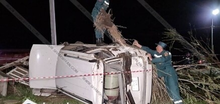 «Վերջին զանգ»-ի մասնակիցները Mitsubishi-ով բախվել են բետոնե սյանը, հայտնվել սեփական տան զուգարանում. կա 5 վիրավոր. shamshyan.com