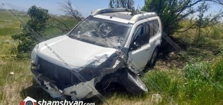 Կոտայքի մարզում բախվել են Nissan-ն ու 05-ը. ավտոմեքենաները հայտնվել են դաշտերում. կան վիրավորներ. shamshyan.com