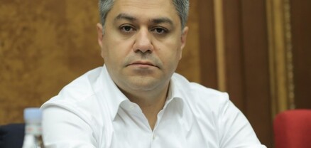 ՀՀ ԱԺ նախագահի հայտարարությունը Արթուր Վանեցյանի հրաժարականի դիմումի մասին