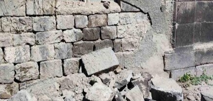 Գյումրի քաղաքի Սունդուկյան փողոցում գտնվող ոչ բնակելի տան հին պատից տեղի է ունեցել փլուզում