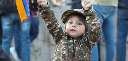 Մեր երեխաները պաշտպանված կարող են լինել միայն ուժեղ Հայաստանում. Իշխան Սաղաթելյան