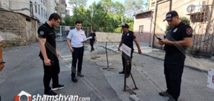 Իսահակյան փողոցում կրակոցներ են հնչել. դեպքի վայրում հայտնաբերվել են կրակված պարկուճներ, փայտե մահակներ. shamshyan.com