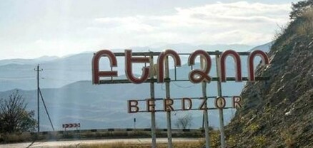 Բերձորում խաչքարերը ապամոնտաժվում են, բնակիչները ցանկանում են այրել իրենց տները. համայնքապետ