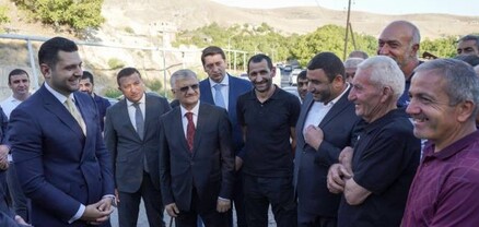 Փոխվարչապետ Մաթևոսյանը Ողջաբերդ բնակավայրում հանդիպել է սողանքային գոտում գտնվող տների բնակիչներին
