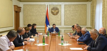 Արայիկ Հարությունյանը հանդիպում է ունեցել հասարակական հատվածի մի խումբ ներկայացուցիչների հետ