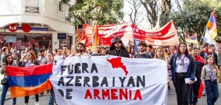 Սա նոր ցեղասպանության փորձ է. Արգենտինայի հայ համայնքը երթ է իրականացրել դեպի Ադրբեջանի դեսպանատուն