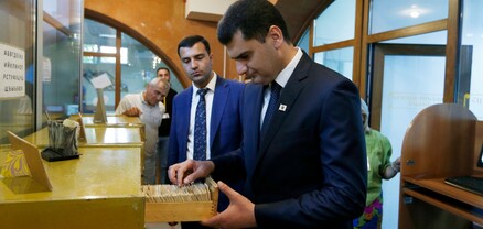 Երևանի քաղաքապետ Հրաչյա Սարգսյանը շրջել է քաղաքի գրադարաններում
