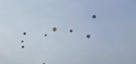 Հայաստանում Նիդերլանդների դեսպանը հիացել է օդագնացության փառատոնի շրջանակում երկնքում հայտնված օդապարիկներով