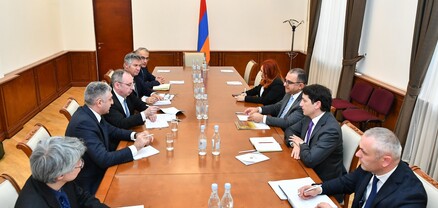 Ֆինանսների նախարարը բարձր է գնահատել ԱԶԲ հետ համագործակցությունը Հայաստանի տնտեսության զարգացման գործում