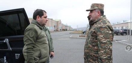 Պաշտպանության նախարարը և ԶՈՒ ԳՇ պետը հանդիպել են ուսումնական գումարտակի զինծառայողների հետ