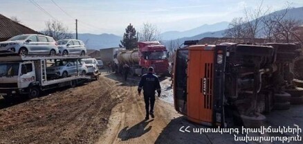 Փրկարարները Սյունիքում արգելափակումից դուրս են բերել 3 բեռնատար ավտոմեքենա
