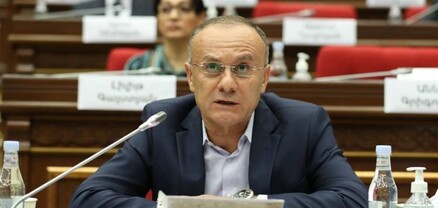 Իշխանությունն ընդդիմադիրների վա՞խն է բռնում. Հրապարակ