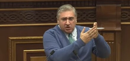 Պարտքով փող տա՞լն է մեր պատասխանատվությունը․ Արթուր Խաչատրյան