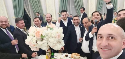 Քեֆ անողին քեֆ չի պակասի․ ամուրի պատգամավորների շարքը կլքեն եւս երկուսը