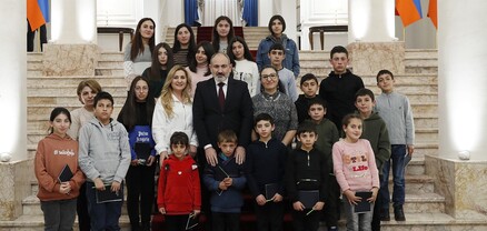 Վարչապետը հյուրընկալել է Սյունիքի մարզի մի խումբ դպրոցականների
