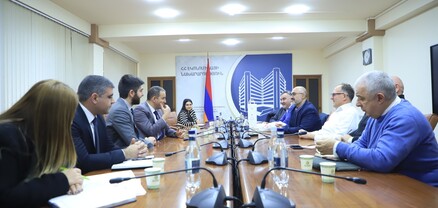 Էկոնոմիկայի նախարարն ընդունել է Հայաստանում ներդրումային ծրագրեր իրականացնել ցանկացող իտալական ընկերությունների ներկայացուցիչների