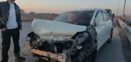 Ավտովթար՝ Արարատի մարզում․ Nissan Tiida-ն բախվել է երկաթե արգելապատնեշներին․ shamshyan.com
