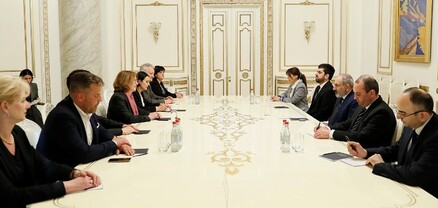 ՀՀ վարչապետը և Բունդեսթագի պատգամավորները մտքեր են փոխանակել անվտանգային մարտահրավերների մասին