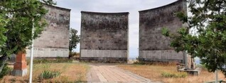 Ադրբեջանը երկրի երեսից ոչնչացրել է Հայրենականում զոհվածների հուշարձանը․ Ալեն Սիմոնյան