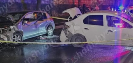 Խոշոր ավտովթար՝ Երևանում. Ռուբեն Հայրապետյանի տան մոտ մեքենաներ են բախվել․ shamshyan