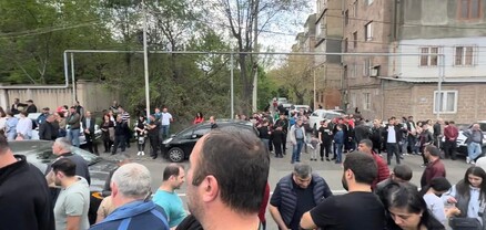 Մարդիկ Նորքի բակերից էին հետևում իրենց կտրոնի թվերին․ «Երևան Սիթի»-ի անկազմակերպ խաղարկությունը
