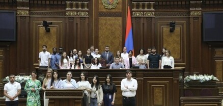 Արման Եղոյանը ՀՊՏՀ հայ և արտասահմանցի ուսանողների հետ խոսել է նաև հայ-ադրբեջանական հարաբերություններից