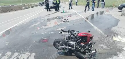 Բախվել են Երևան-Գյումրի երթուղու Mercedes Sprinter-ն ու մոտոցիկլետը, կան վիրավորներ. shamshyan.com