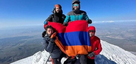 Եգիպտահայ երիտասարդներն Արարատի գագաթին տեղադրել են Հայաստանի դրոշը