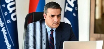 Արման Թաթոյանը վախենում է և երկմտում․ Հրապարակ