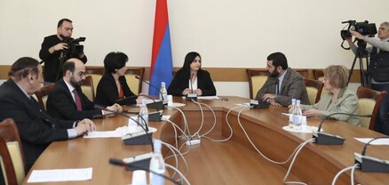 ՔՊ պատգամավորները հրահանգ են ստացել Նկարելու և ցույց տալու. Ժողովուրդ