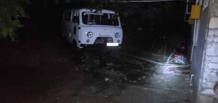 Անձրևաջրերով է լցվել Մարտունի քաղաքի Խաչատրյան փողոցի բնակելի տներից մեկի նկուղային հարկը