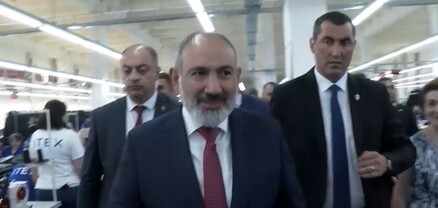 Էս կուրտկաները ինչքանո՞վ են վաճառվում․ Փաշինյանն այցելել է «Իտեքս»