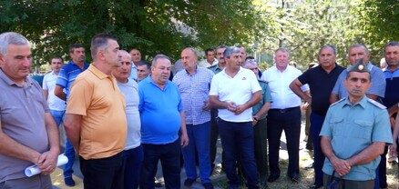 Պատերազմող երկրում զինղեկի աշխատավարձը կրճատում են․ բողոքի ակցիա Շիրակի մարզում