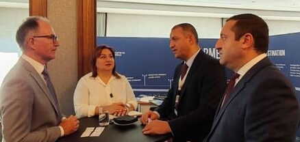 Քերոբյանը Ռայֆայզն բանկի Ֆրանկֆուրտի մասնաճյուղի ղեկավարին է ներկայացրել ՀՀ-ում տնտեսական ցուցանիշը