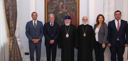 Ամենայն Հայոց Կաթողիկոսը Իտալիայի նախկին վարչապետի հետ քննարկել է Արցախում ստեղծված իրավիճակը
