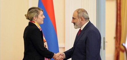 Նիկոլ Փաշինյանն  ընդունել է Կանադայի արտգործնախարարին