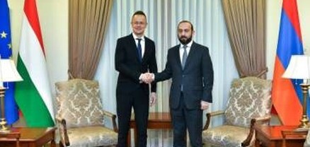 Մեկնարկել է Հայաստանի և Հունգարիայի արտաքին գործերի նախարարների առանձնազրույցը