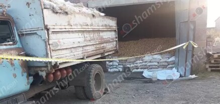 Շիրակի մարզում բեռնատարը հետընթաց կատարելիս վրաերթի է ենթարկել հետիոտնին, որը տեղում մահացել է. shamshyan.com