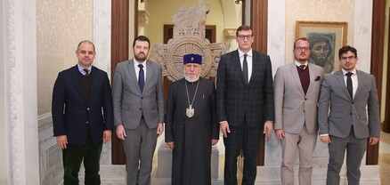 Կաթողիկոսն ընդունել է Հունգարիայի կառավարության ռազմավարական հարցերով փոխնախարարի պատվիրակությանը